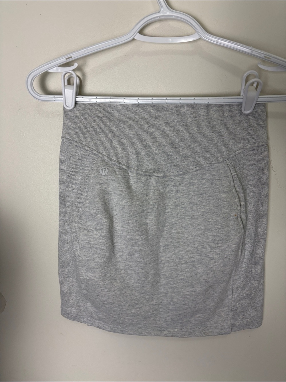 lululemon athletica Light Gray Scuba High Rise Performance Skirt